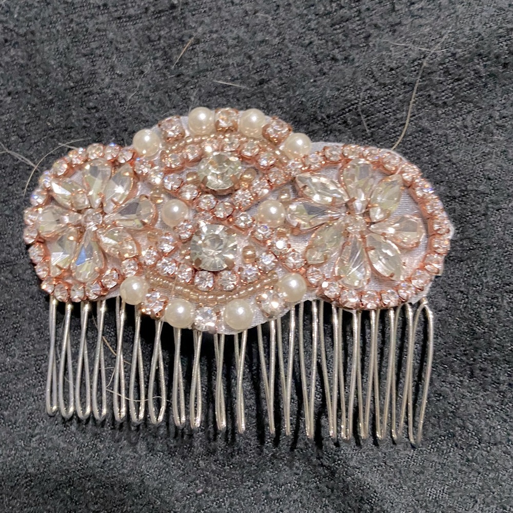 Jewel encrusted hair comb